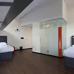 호텔 이지호텔 시티 센터 2*