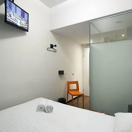 Hotel Easyhotel Centre