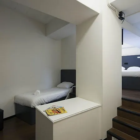 Easyhotel Centre Hotel
