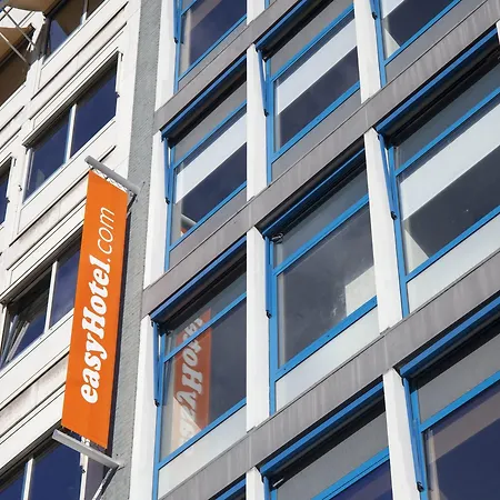 Easyhotel Centre Hotel