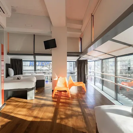 Easyhotel Centre Hotel