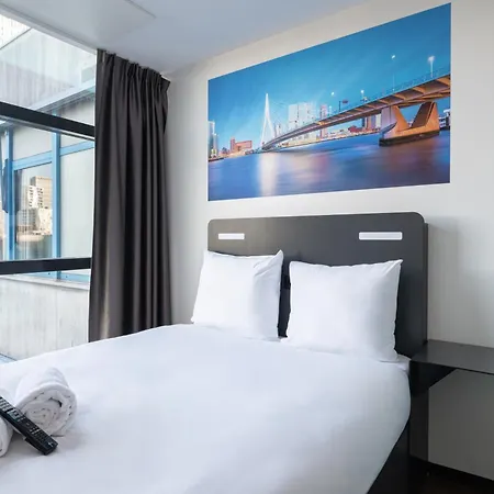 Easyhotel Centre