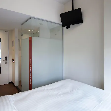 Hotel Easyhotel Centre