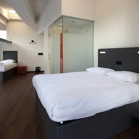 Easyhotel Centre Rotterdam