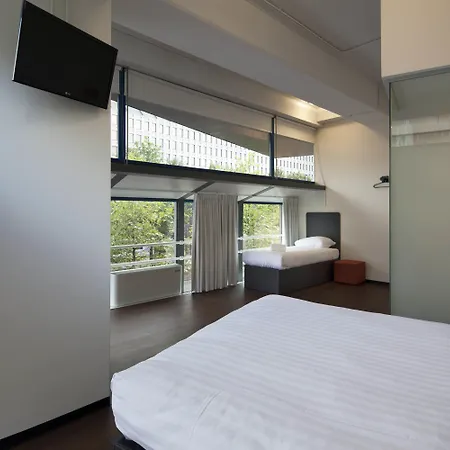 Hotel Easyhotel Centre