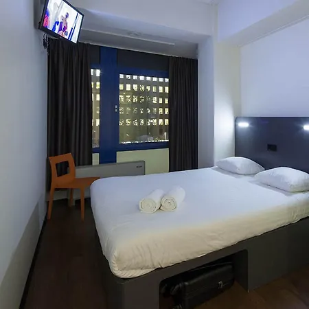 Hotel Easyhotel Centre