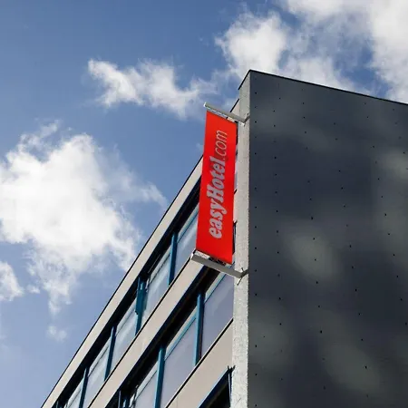 Easyhotel Centre Rotterdam