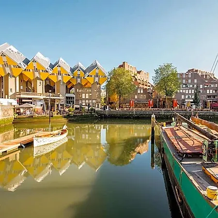 Hotel Easyhotel Centre 2*
