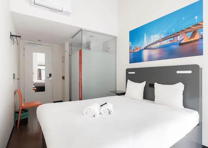 Easyhotel Centre 2* Rotterdam