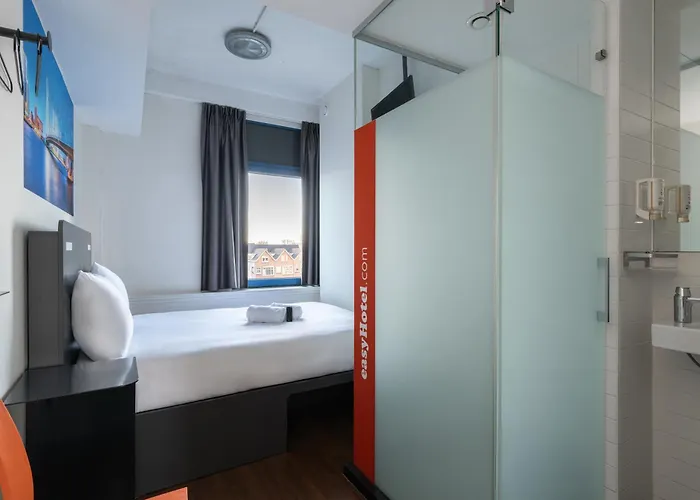 Easyhotel Centre Rotterdam