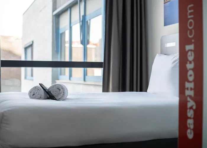 Easyhotel Centre Szálloda