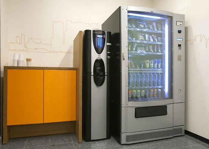 Hotel Easyhotel Centre 2*