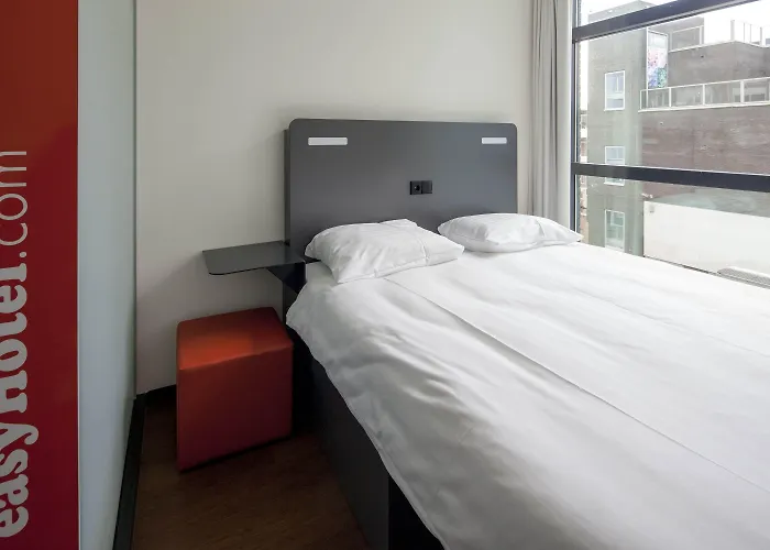 Easyhotel Centre 2* Rotterdam