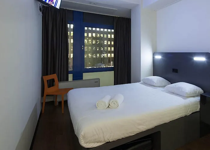 Hotel Easyhotel Centre