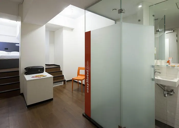 Easyhotel Centre 2* Rotterdam