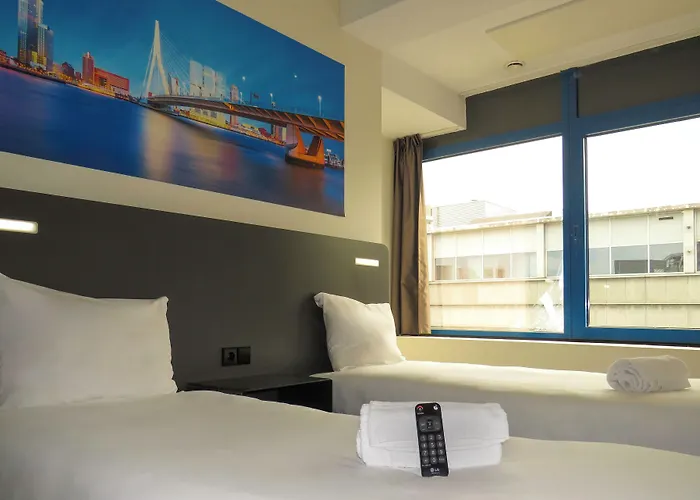 Hotel Easyhotel Centre