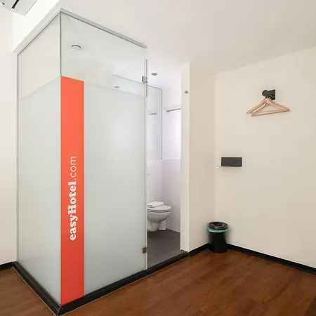 Easyhotel Centre Hotel Roterdão