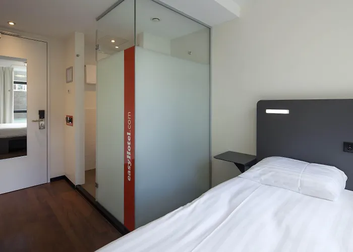 Easyhotel Centre 2* Roterdão